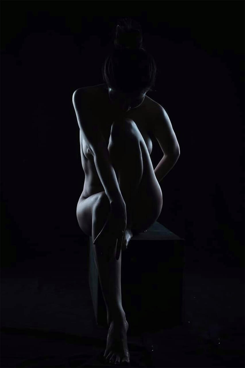 Reference aesthetic nude fine art of a lady on a stool