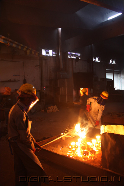 Workers in a foundry