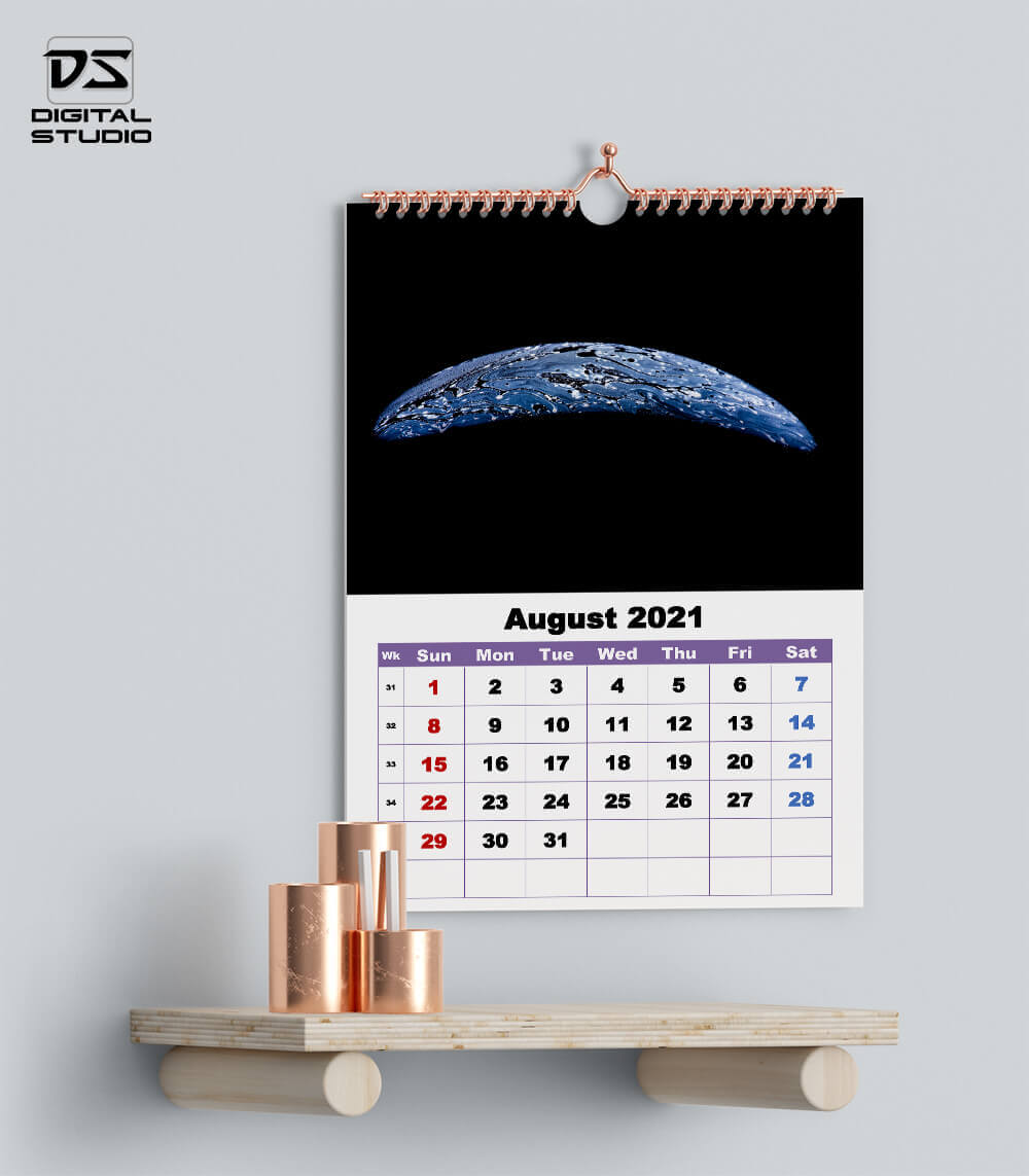 Wall calendar August 2021