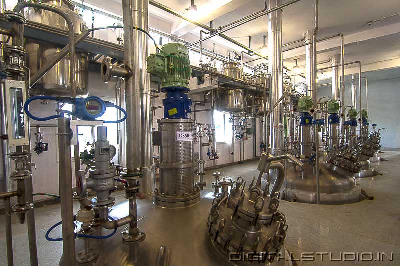 Lineup reactors in a pharma plant in Bidar
