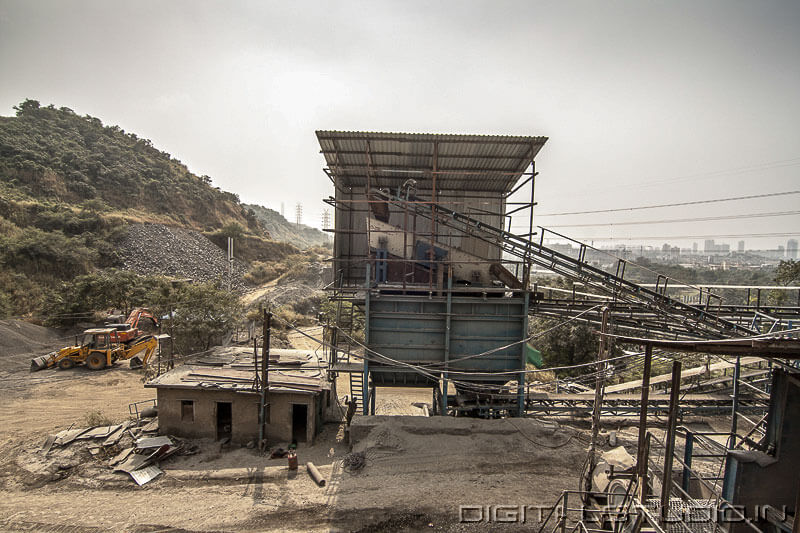 rock crushing machines at Navi Mumbai