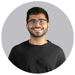 Smiling corporate employee headshot photographed for LinkedIn and professional profile use in Mumbai.
