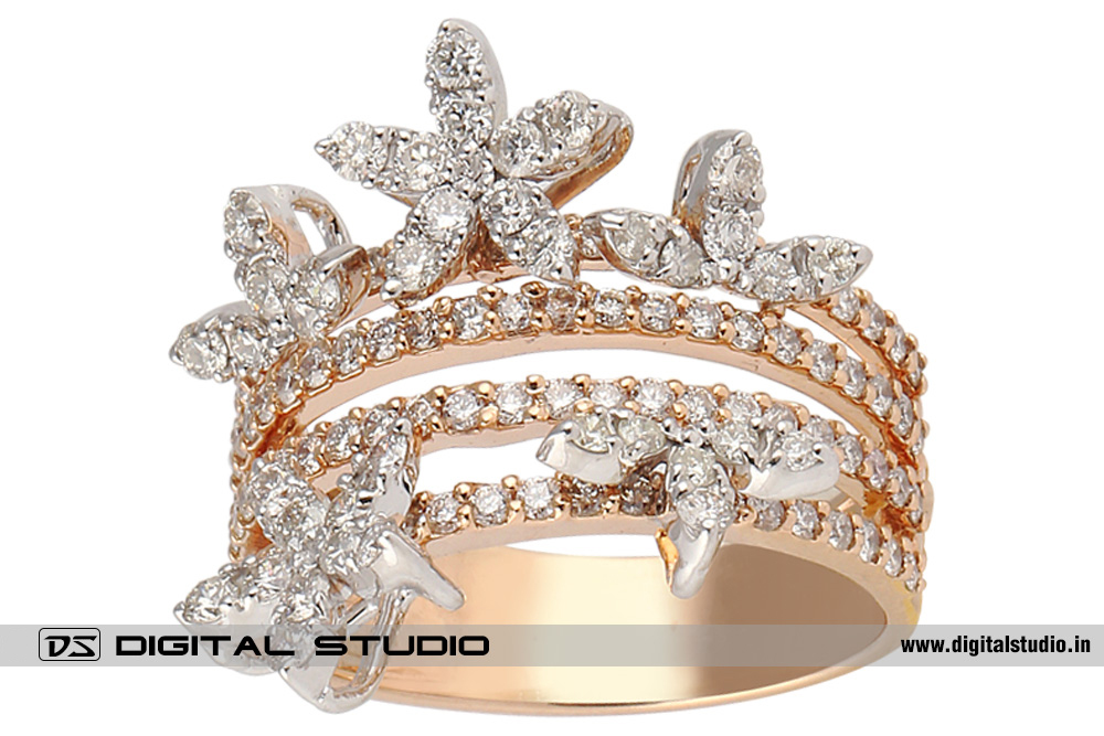 Diamond ring set in rose gold